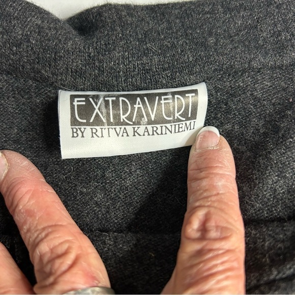 Extravert by Ritva Kariniemi 100% Lambswool Cowl Neck Ebelished Gray Sweater M/L - Picture 10 of 10